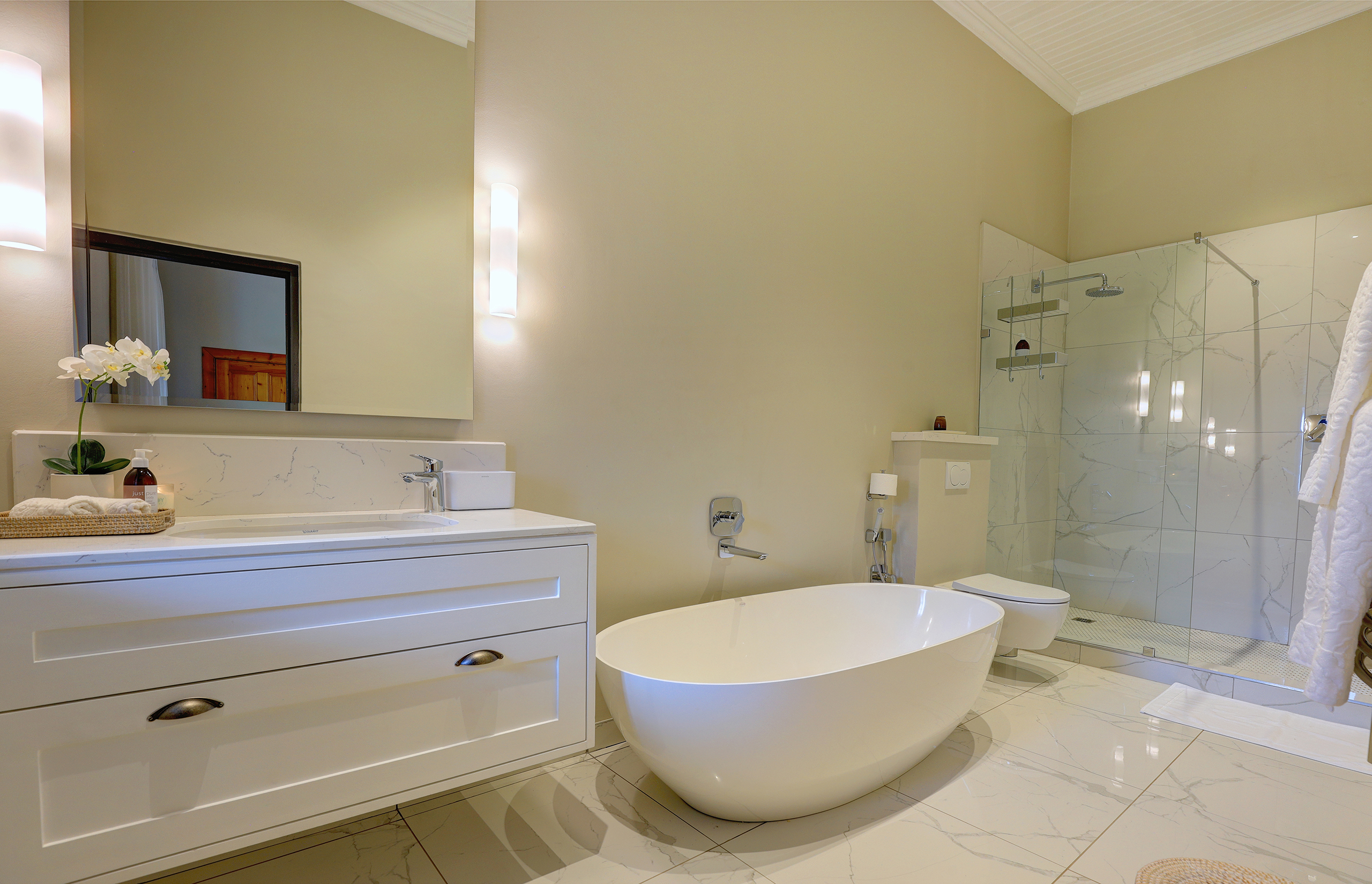 Almond Valley Manor & Cottages, accommodation, Calitzdorp