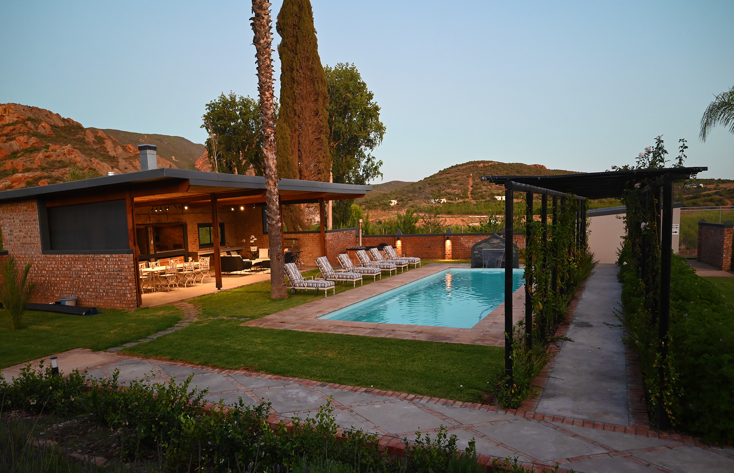 Almond Valley Manor & Cottages, accommodation, Calitzdorp